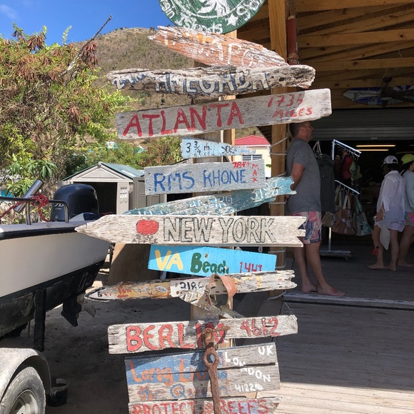 Meet your Posher, Shelly - Picture 1 of 1